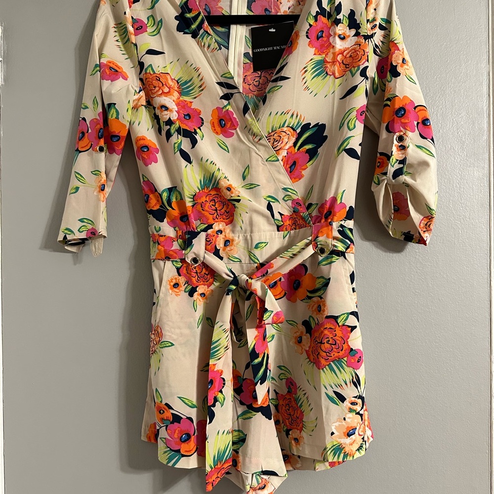 Goodnight Macarroon Floral Romper.